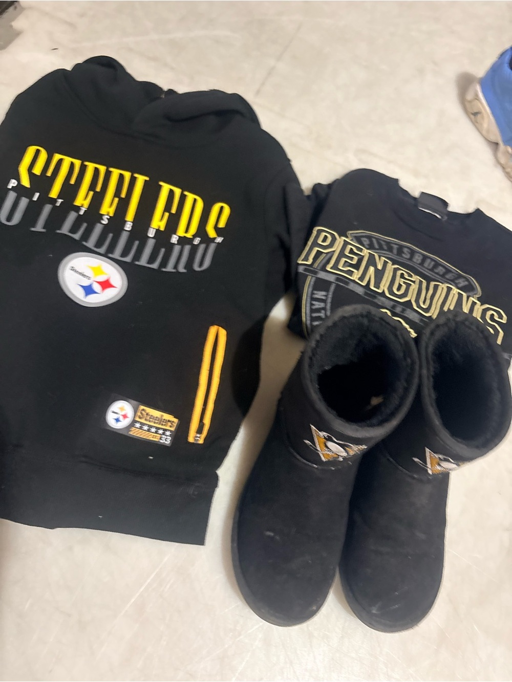 Pittsburgh Steelers & Penguins boys